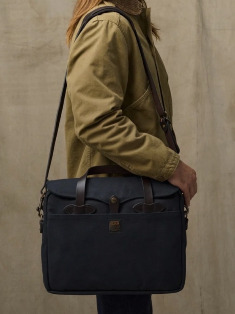 FILSON NWT Navy Blue Original Briefcase with Brown Leather Trim